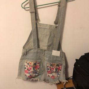 Floral Pocket Jean Short Overalls